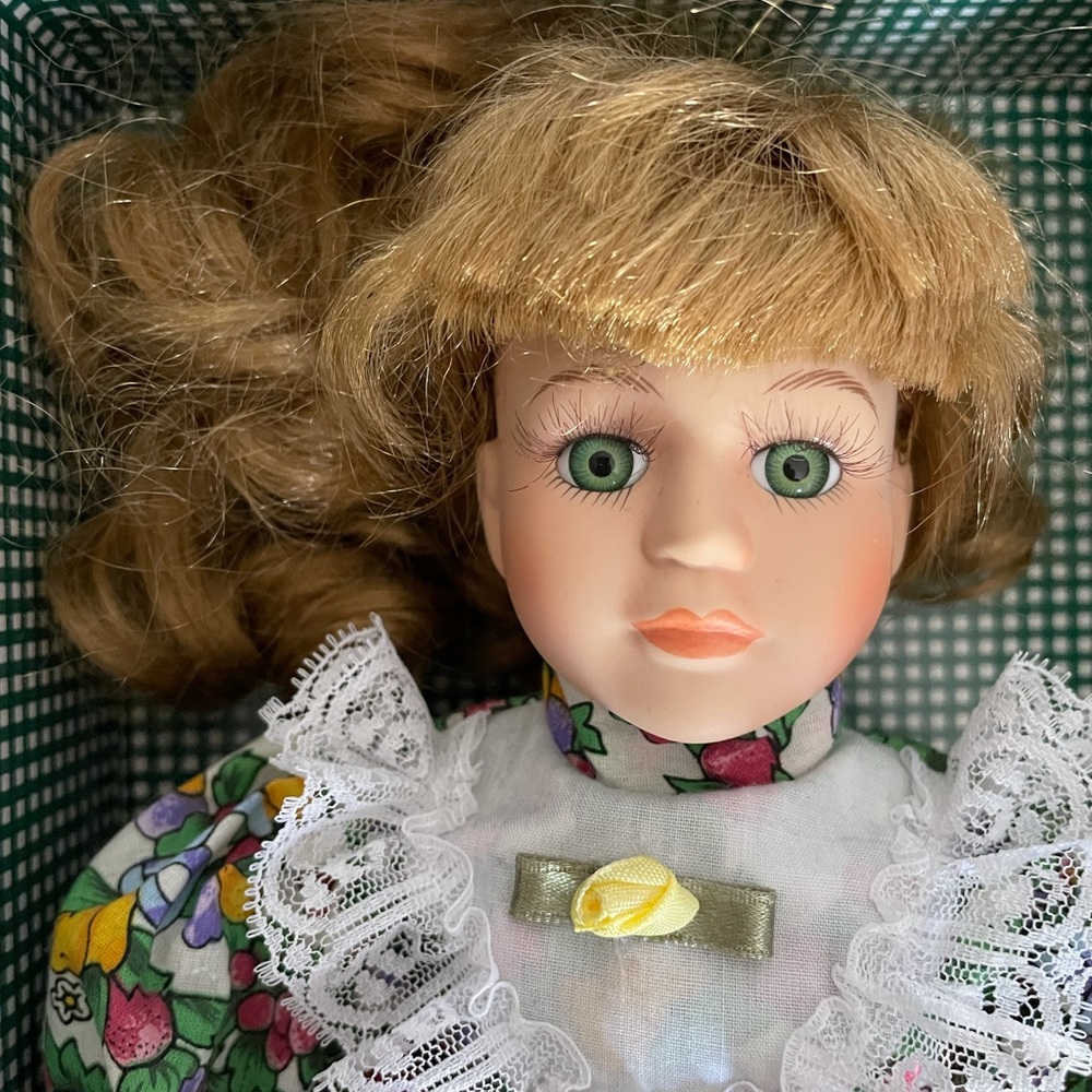 VINTAGE DOLL Last Impression - Picture 3 of 9